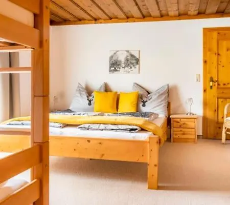 Unterwoehrlehen Apartment